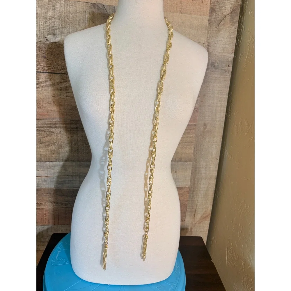 Vintage Gold Tone Textured Link Lariat Necklace Tassel Ends Long Chain